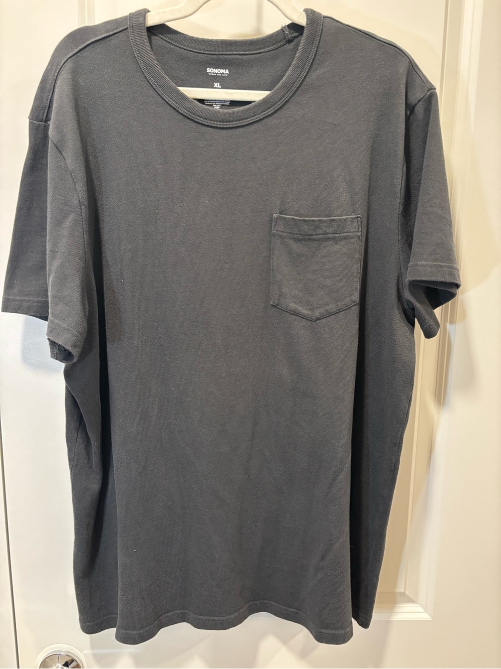 Sonoma Men's Short Sleeve Pocket Tee in Charcoal